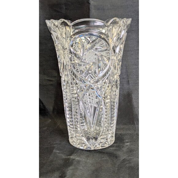 Beautiful Vintage Pinwheel Bohemian Crystal Vase 8” - Picture 1 of 10
